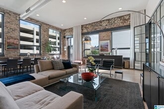 1801 2nd Ave N in Birmingham, AL - Foto de edificio - Building Photo