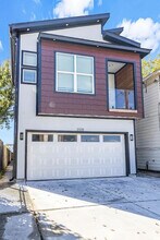 3518 Dennis St in Houston, TX - Foto de edificio - Building Photo