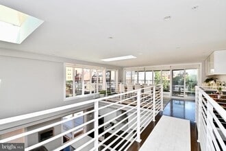2012 Kalorama Rd NW in Washington, DC - Building Photo - Building Photo