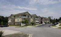 Manor York Senior in Rock Hill, SC - Foto de edificio - Building Photo