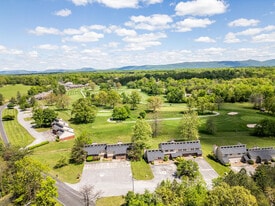 Hiawatha East in Crossville, TN - Building Photo