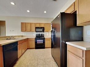 655 Sunny Stroll Dr in Middleburg, FL - Building Photo - Building Photo