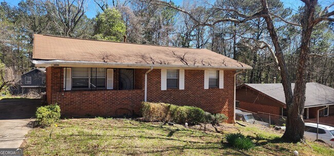 property at 3991 Ester Dr SW