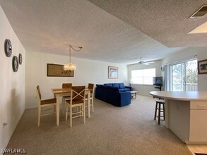 481 Quail Forest Blvd in Naples, FL - Building Photo - Building Photo