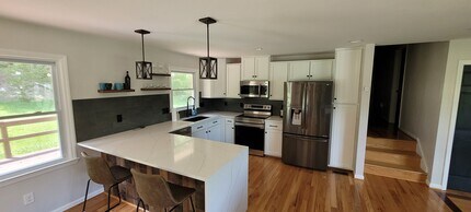 3817 Beverly Hills Dr in High Point, NC - Foto de edificio - Building Photo