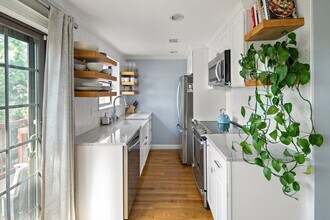1 Devens St in Boston, MA - Building Photo - Building Photo