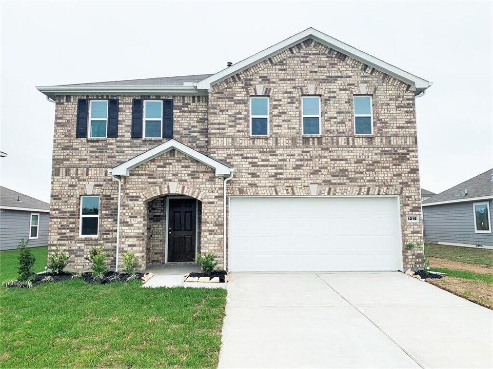 1215 Painted Bunting Dr in La Marque, TX - Foto de edificio