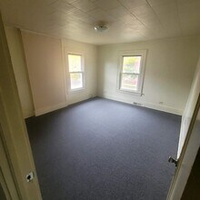 348 Ruckel Rd in Akron, OH - Building Photo - Building Photo