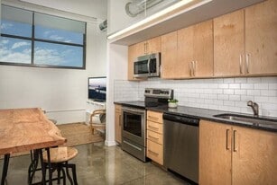 The Mirage Manchester in Richmond, VA - Building Photo