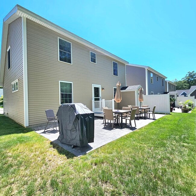 22 Trinity Wy in Old Orchard Beach, ME - Building Photo - Building Photo