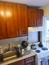 21-60 38th St-Unit -2 in Queens, NY - Building Photo - Building Photo