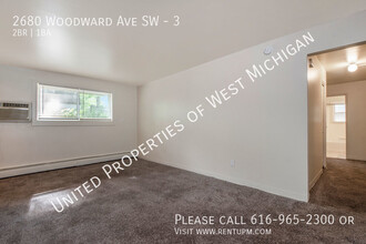 2680 SW Woodward Ave SW in Wyoming, MI - Building Photo - Building Photo