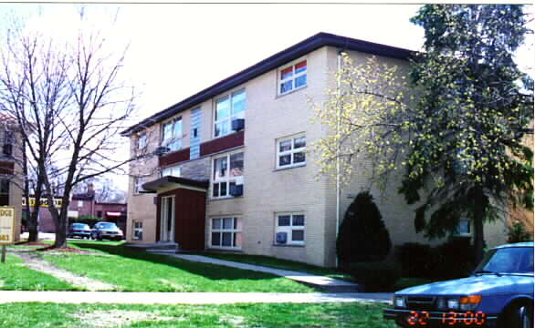 Beverly Ridge Condominiums in Chicago, IL - Building Photo