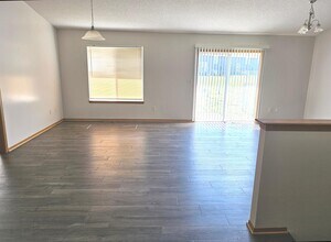 501 Stonemont Dr in Manhattan, KS - Building Photo - Building Photo