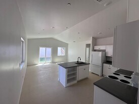 2812 American Ave in Sacramento, CA - Building Photo