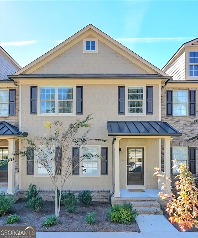property at 211 Jackson Pl NW