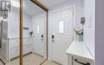 1033 Raintree Ln in Mississauga, ON - Building Photo - Building Photo