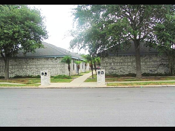 712 Quail Ave in McAllen, TX - Building Photo