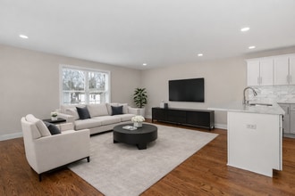 20 Zazzetti St, Unit 3 in Waldwick, NJ - Foto de edificio - Building Photo