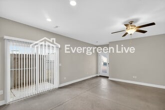 113 E Santa Fe Cir in Mulvane, KS - Building Photo - Building Photo