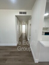 3537 W Campus Ave. in Visalia, CA - Foto de edificio - Building Photo