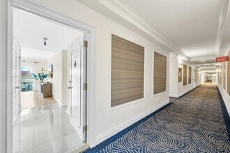 250 Bradley Pl in Palm Beach, FL - Building Photo - Building Photo