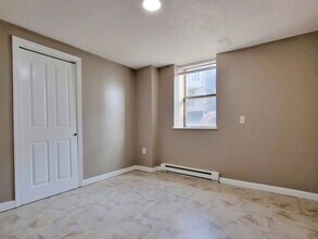 379 Meridian St in Boston, MA - Building Photo - Building Photo