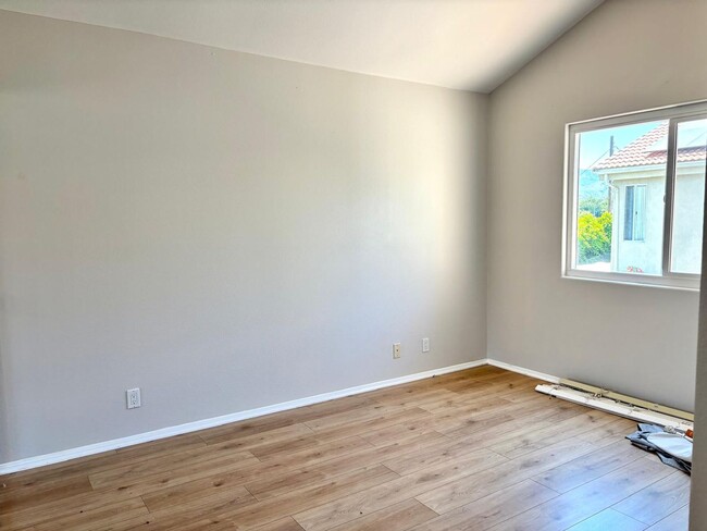 15810 Larkspur St in Los Angeles, CA - Building Photo - Building Photo