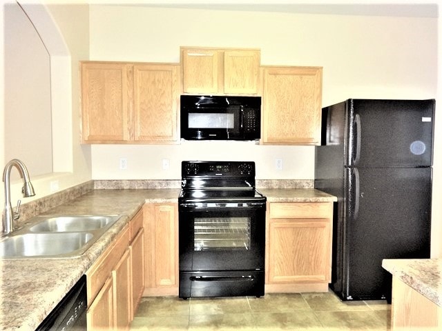 1119 W Vineyard Rd in Phoenix, AZ - Building Photo - Building Photo