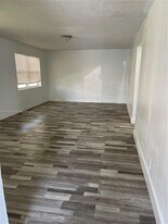 1532 SW 5th Pl in Fort Lauderdale, FL - Building Photo