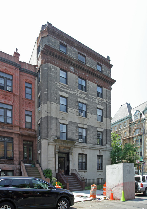 148 Hancock St in Brooklyn, NY - Building Photo