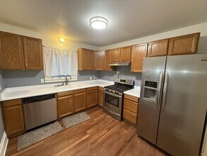 752 E 7th St in Chico, CA - Building Photo - Building Photo