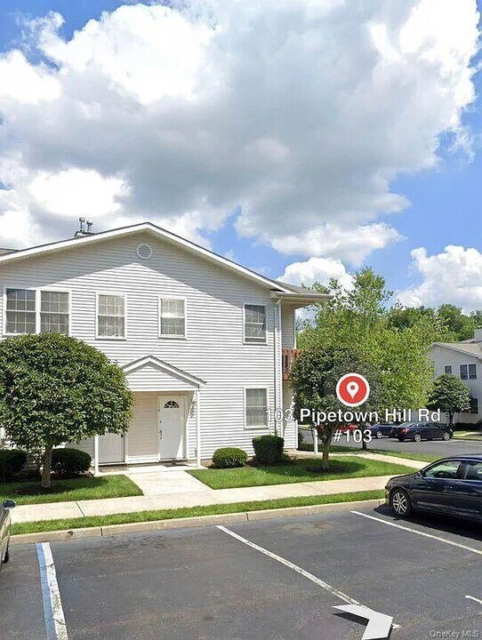 103 Pipetown Hill Rd in Nanuet, NY - Building Photo