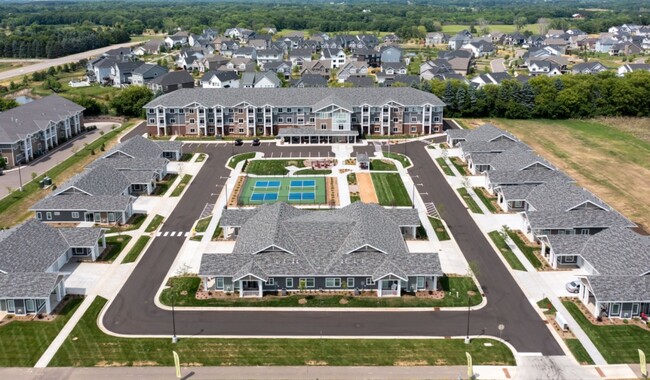 The Fields at Arbor Glen 55+ in Lake Elmo, MN - Building Photo - Building Photo