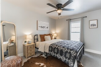 313 W San Miguel St in Colorado Springs, CO - Building Photo - Building Photo
