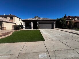 1227 S Kendra St in Gilbert, AZ - Building Photo