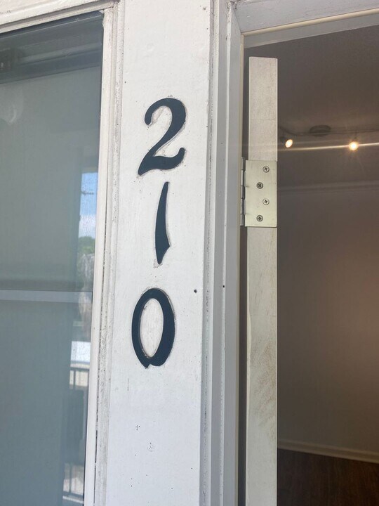 921 Marine Dr in Galveston, TX - Building Photo