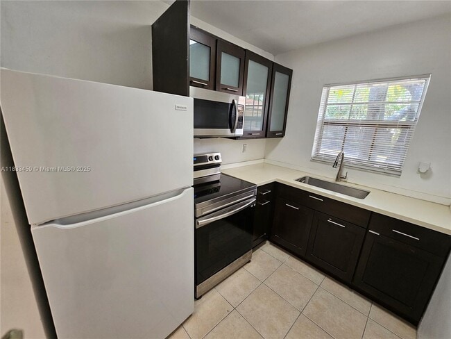 property at 2325 Taylor St