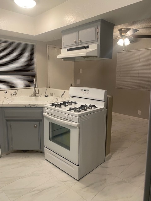 20240 Park Rd, Unit D in Tehachapi, CA - Building Photo - Building Photo