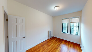 407 Audubon Ave in New York, NY - Building Photo - Building Photo