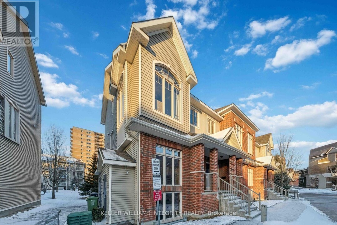 562 Reardon Private in Ottawa, ON - Building Photo