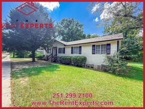 351 Lincoln Blvd in Mobile, AL - Building Photo - Building Photo