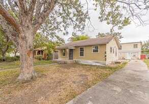 106 Southway Dr in San Antonio, TX - Building Photo