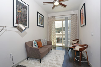 Rivera on Broadway Apartments in San Antonio, TX - Foto de edificio - Interior Photo