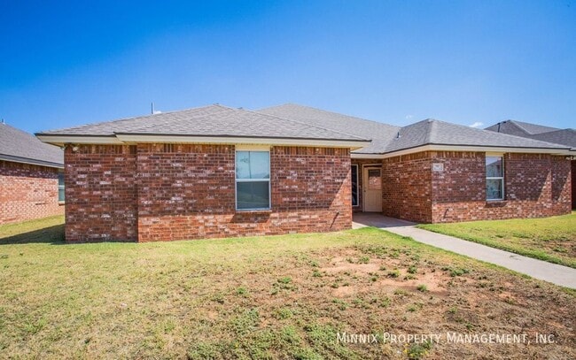 908 N Belmont Ave in Lubbock, TX - Foto de edificio - Building Photo