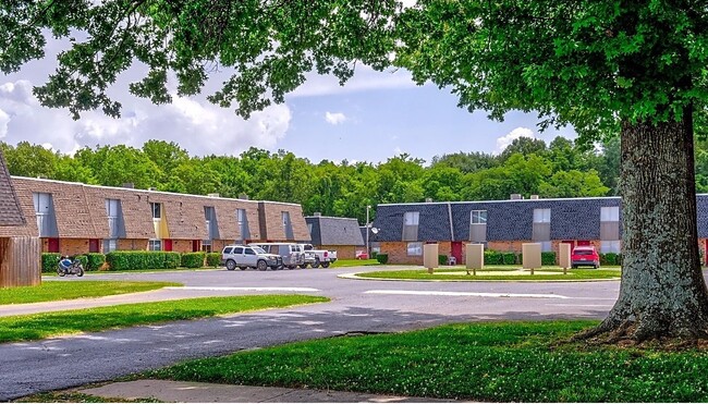 Avalon Cove in Decatur, AL - Foto de edificio - Building Photo
