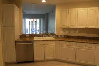 12090 Summergate Cir in Ft. Myers, FL - Building Photo - Building Photo