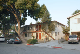 925 Delbert Way in San Jose, CA - Building Photo - Building Photo