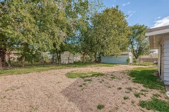 5619 Willow Glen Dr in Houston, TX - Building Photo - Building Photo