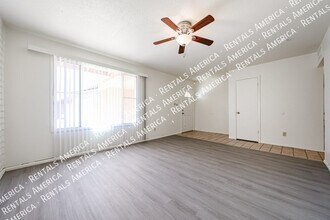 2156 E Yale Dr in Tempe, AZ - Building Photo - Building Photo